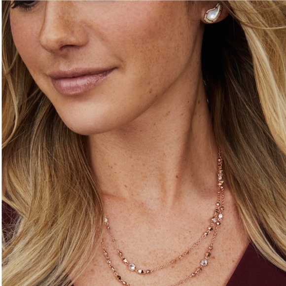 Kendra Scott Temple Stud Earrings - Picture 3 of 7